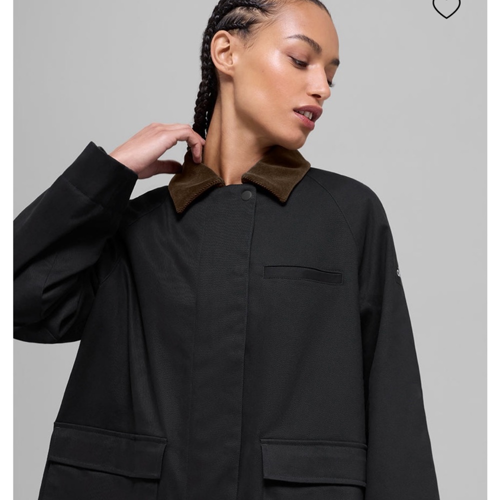 ALO Yoga Black Utility Jacket with Brown Collar